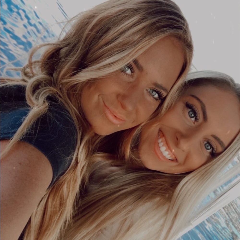 Meet your Posher, Perry